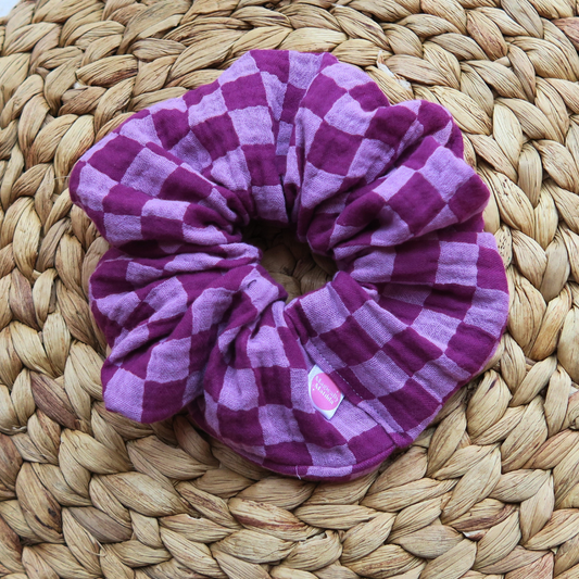 The Jazzy Scrunchie Purple/Lilac Checkerboard